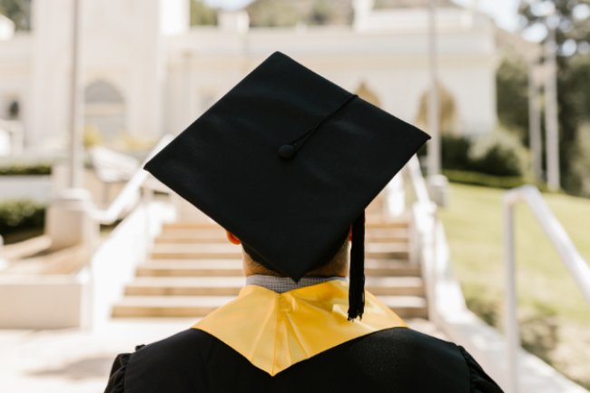   Top 10 LMS Features Every University Should Have in 2026