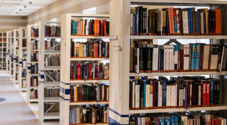 The Future of Library Technology: How Smart Libraries are Transforming Education